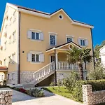 Apartment 5521b